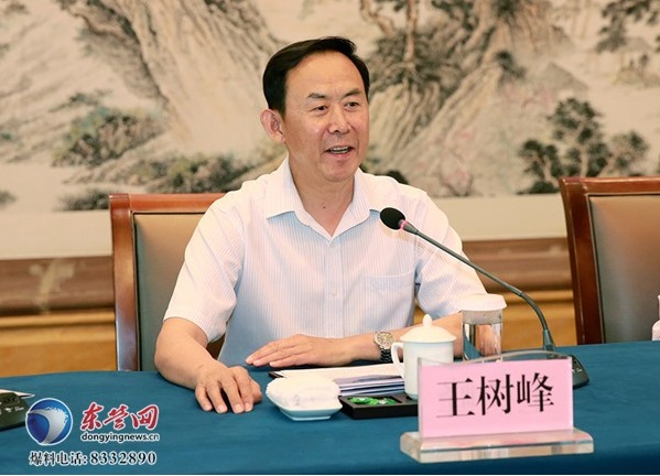 厦门市慈善总会常务副会长王树峰讲话.jpg